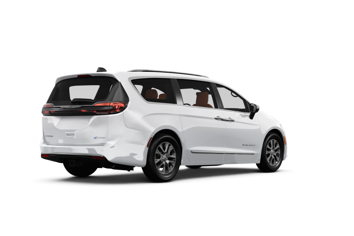Chrysler Pacifica Plug-In Hybrid - Back view Chrysler Pacifica Plug-In Hybrid - Back view